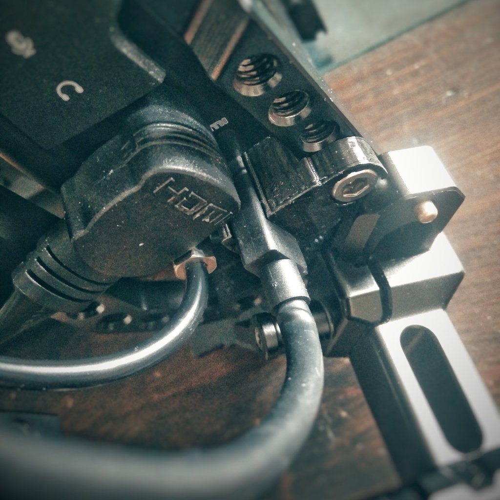 Sandisk BMPCC4K Smallrig Cage Cable Clamp