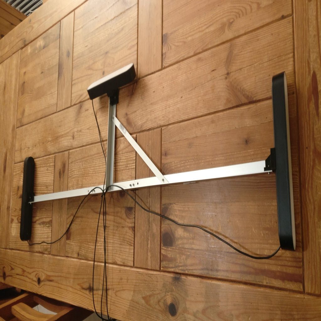 Philips Hue Play Light Bar Mount for TV Floor Stand