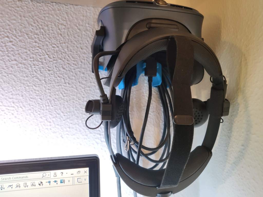 HTC Vive COSMOS Minimalist Wall Mount with Cable Management