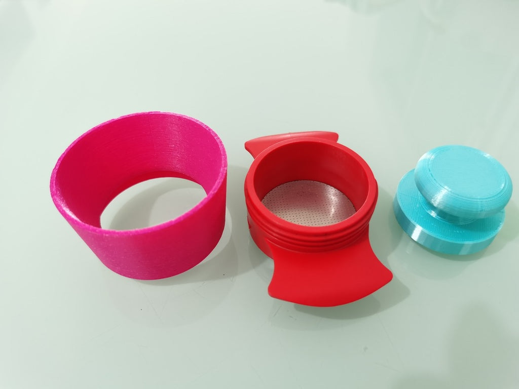 Cafflano Kompresso dosing funnel