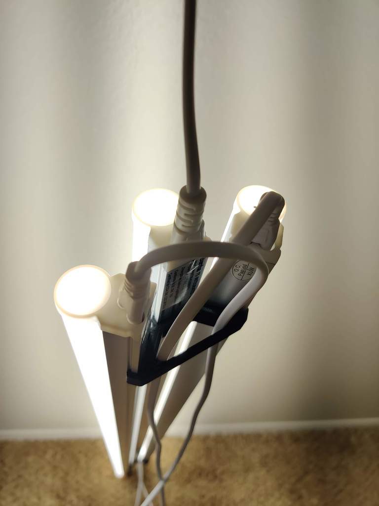 Ceiling mount for Three Barrina T5 LED Lamps