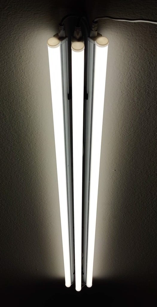 Ceiling mount for Three Barrina T5 LED Lamps