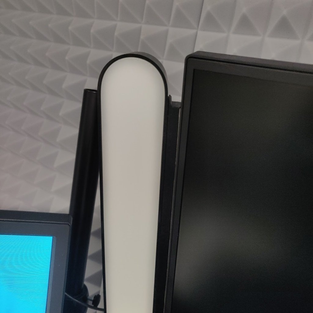 Monitor mount for Philips Hue Lightbar