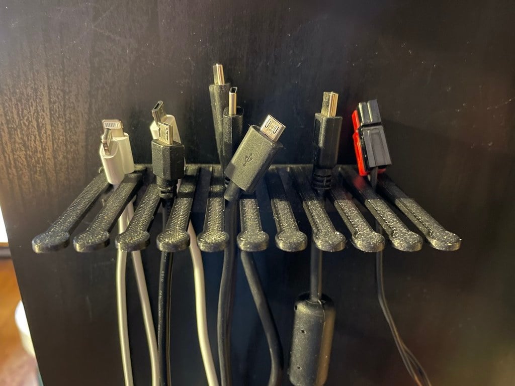 Small cable holder