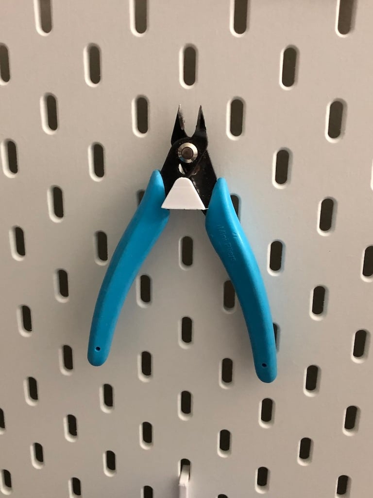 Skadis wire snip holder for Ikea Skadis pegboard