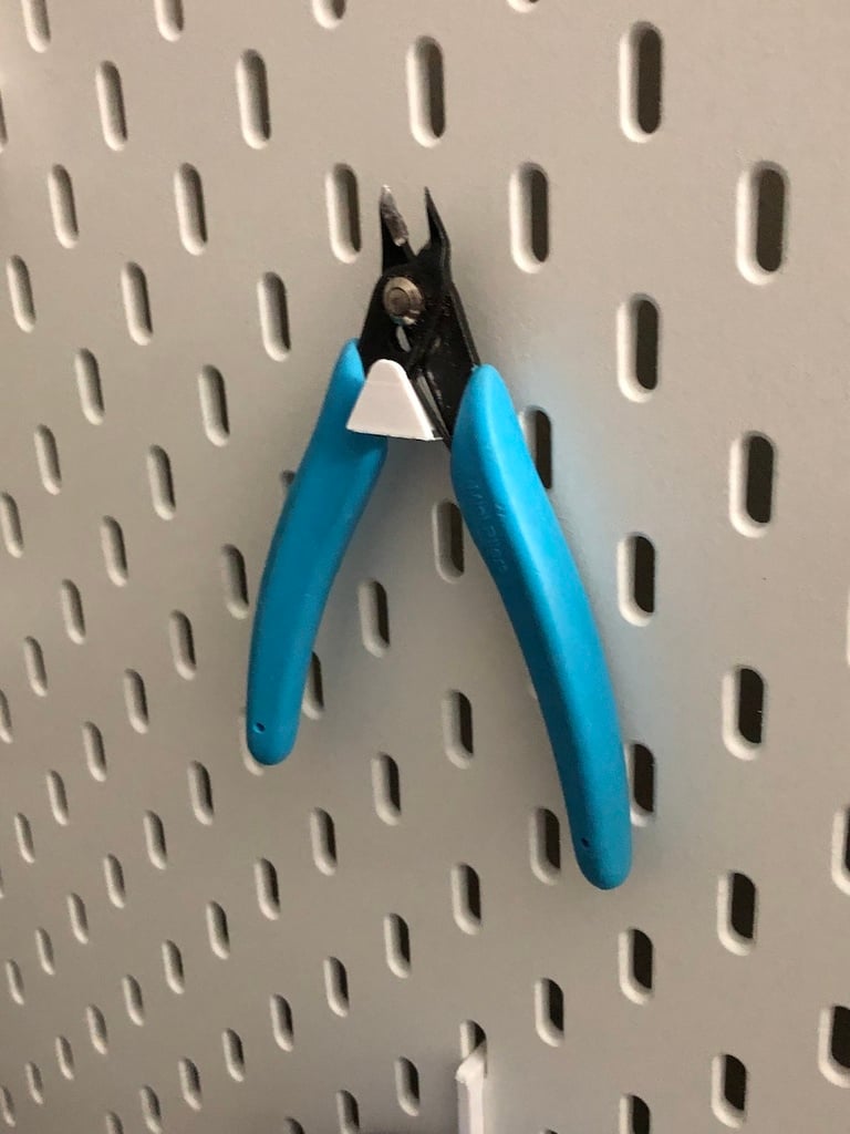 Skadis wire snip holder for Ikea Skadis pegboard