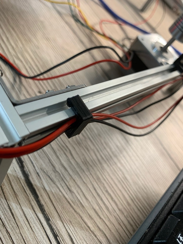 Makerbeam Clamp for Cables