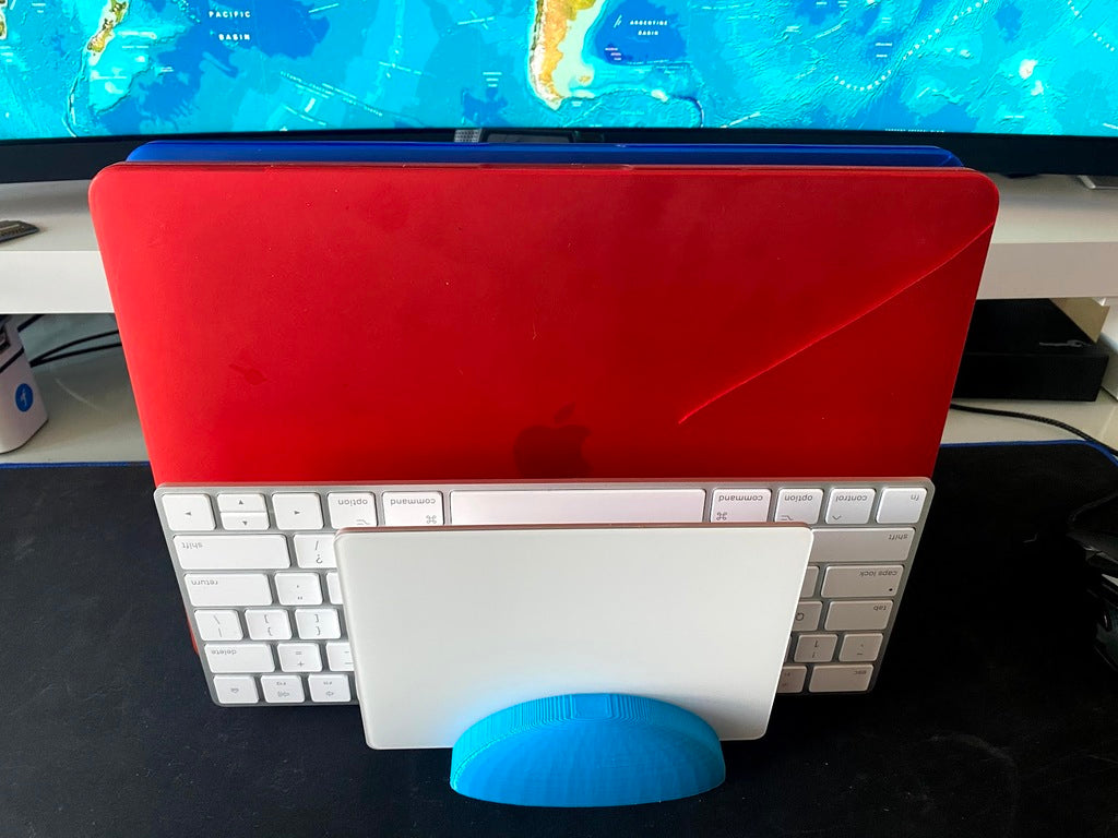 Dock for MacBook Pro and accessories