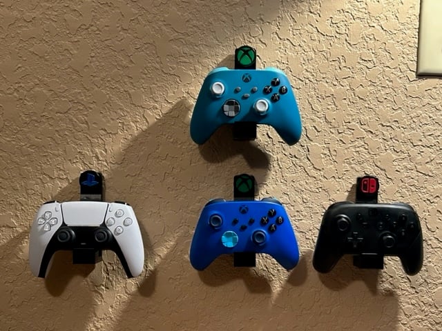 Controller Wall Holder - Xbox, PlayStation, Nintendo Switch