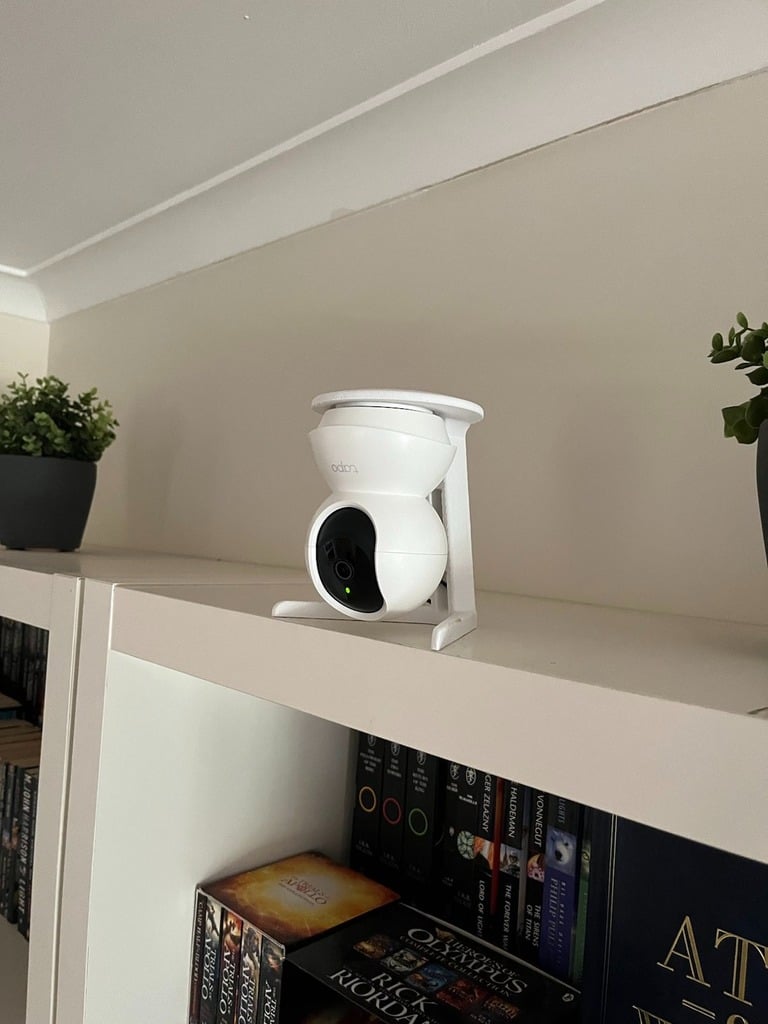 Inverted Camera Tripod and Holder for TP-Link Tapo C200/C225