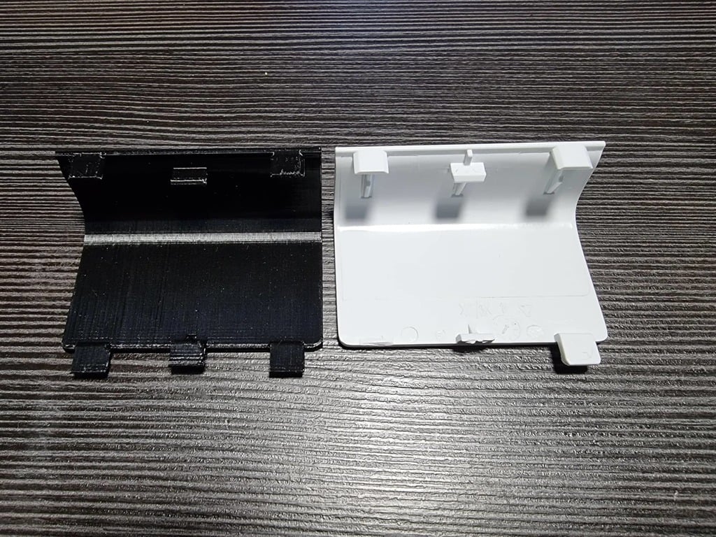 Battery cover for Xbox One controller