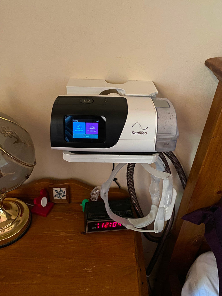 Wall mount for ResMed Airsense 11 CPAP machine