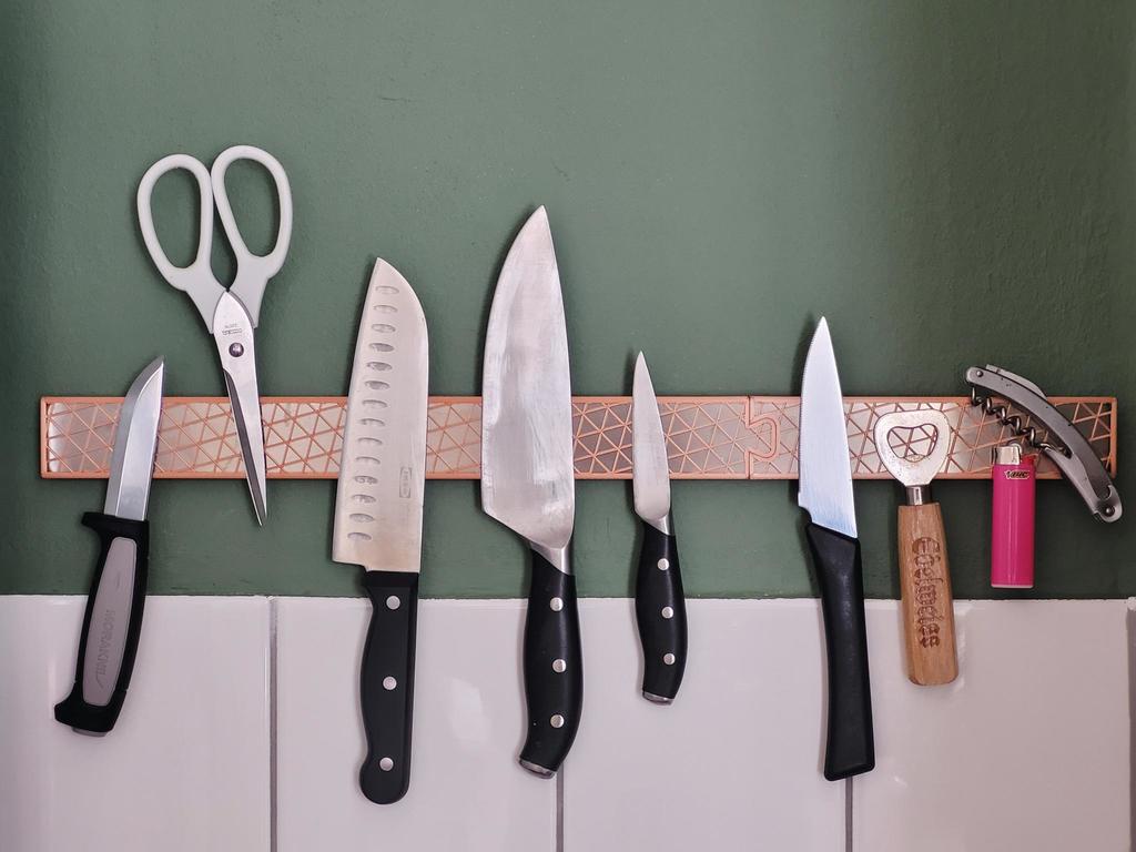 Blade guard for IKEA KUNGSFORS Magnetic Knife Rack