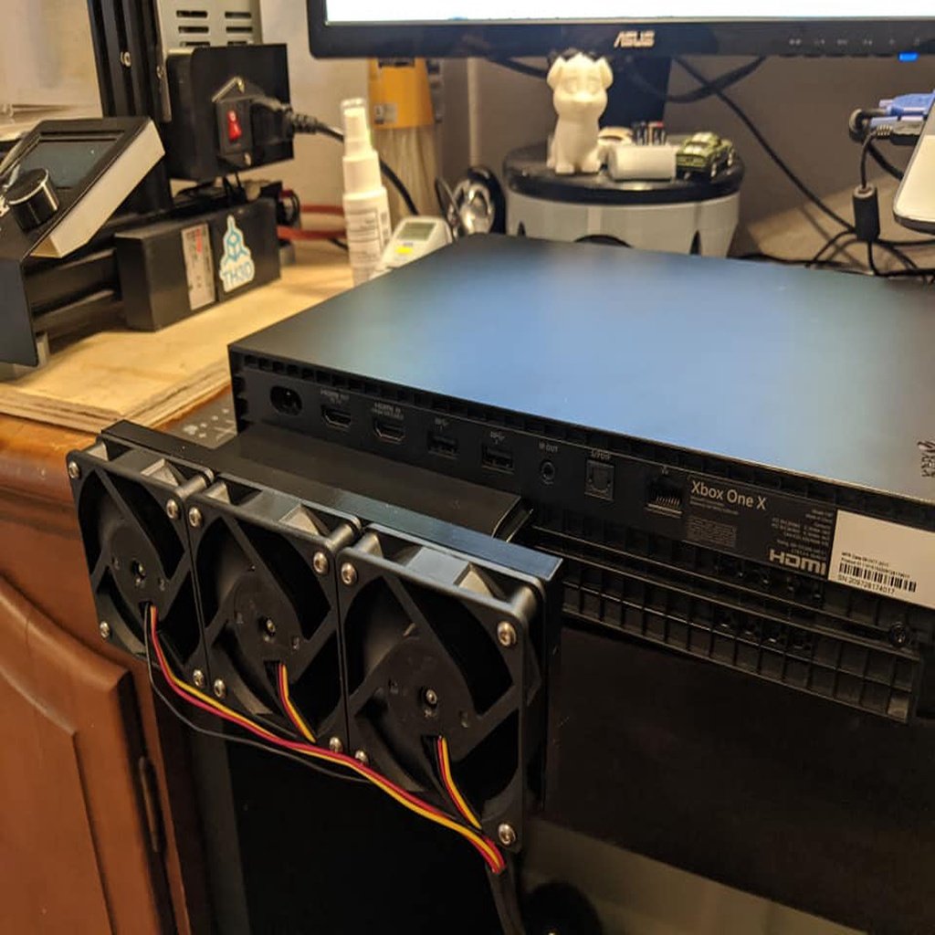 Cooling fan for Xbox One X