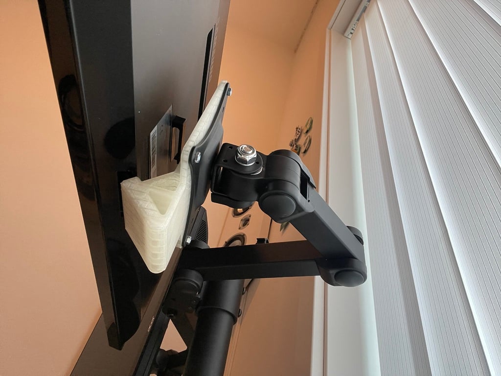 Vesa mount for Samsung U28D590D