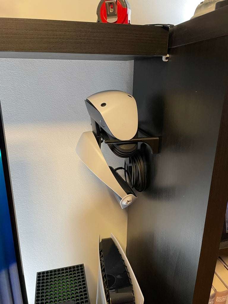 PSVR2 HMD hanger with cable holder