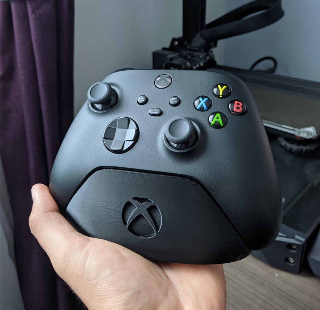 Minimalist Xbox Controller Stand with Xbox Logo
