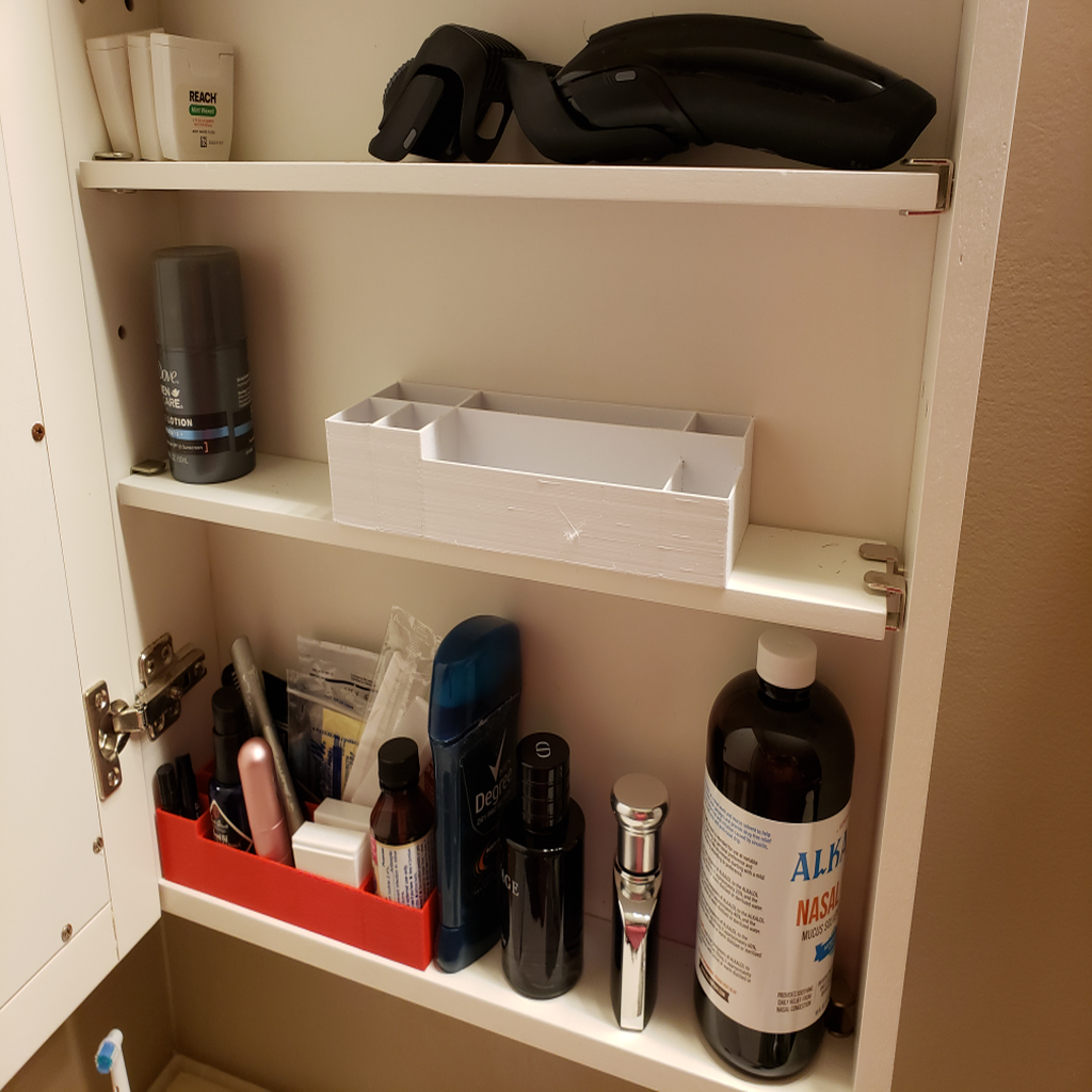Versatile Organiser for Medicine Cabinet and Desk