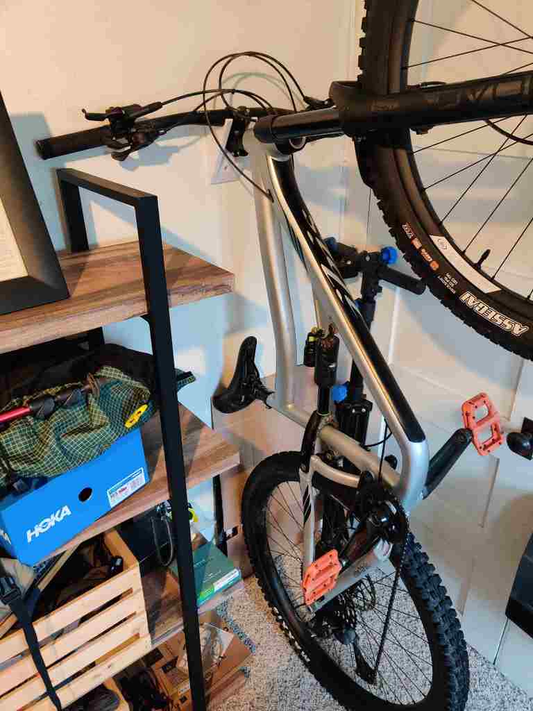 Ripmo AF Mountain Bike Wall Mount