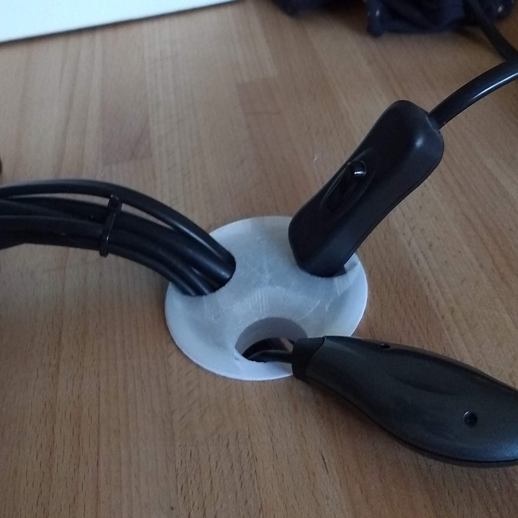 Cable entry with lid - Cable organizer for desk