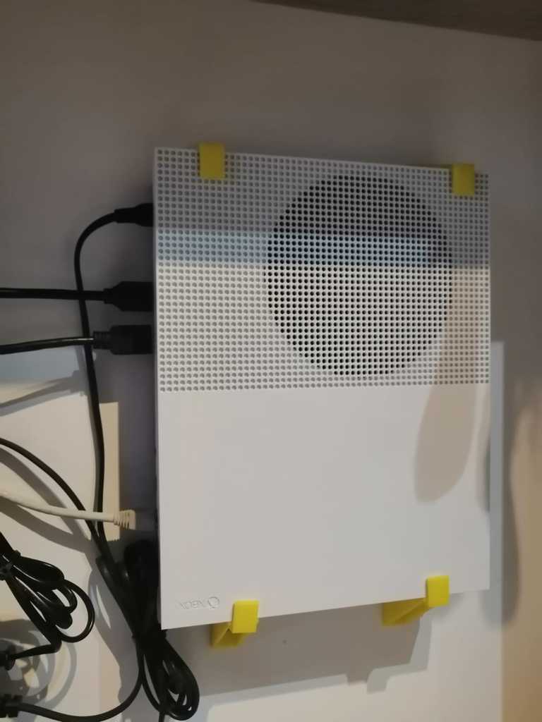 Xbox One S Wall mount