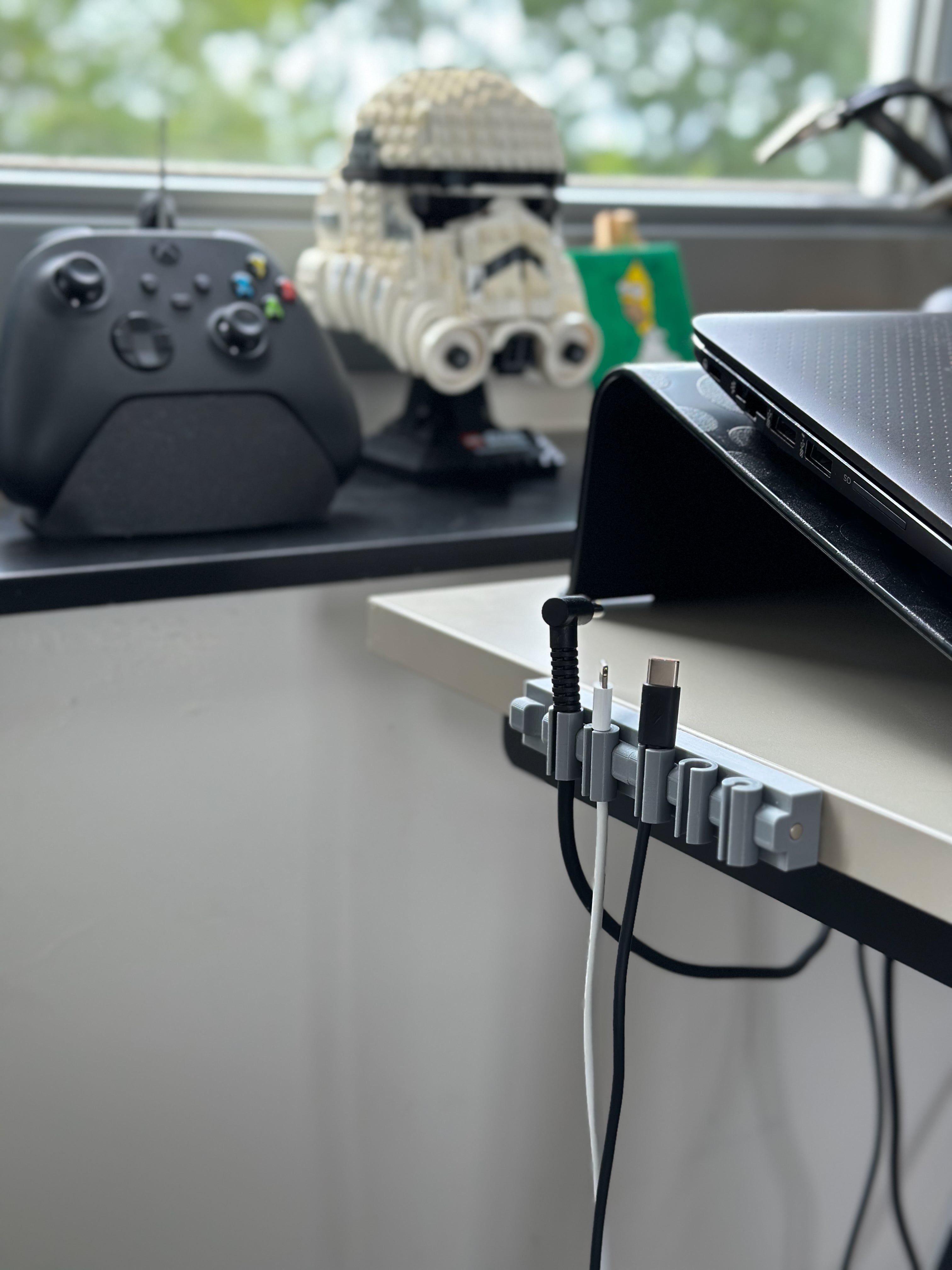 Magnetic cord holder
