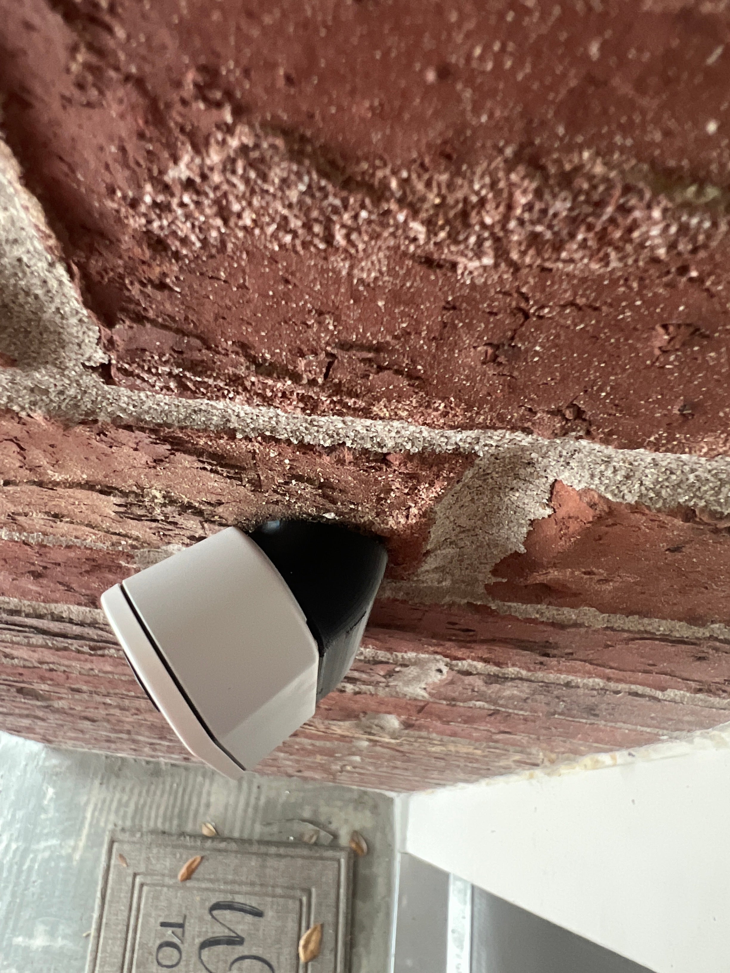 Simplisafe Doorbell 45° Angle Bracket for Optimal View