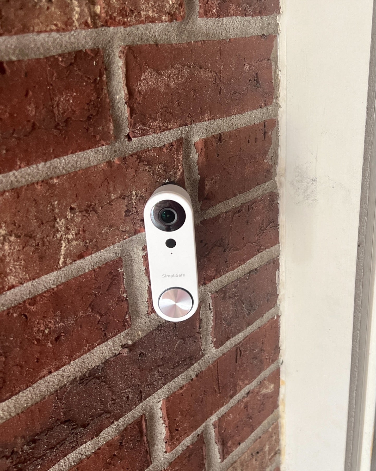 Simplisafe Doorbell 45° Angle Bracket for Optimal View