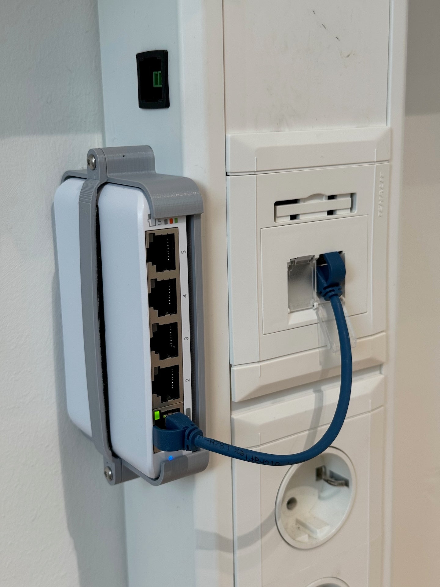 Ubiquiti Flex Mini Wall Mount