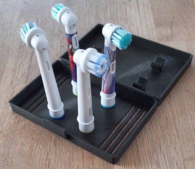 Oral-B Travel Case with Stand for Electric Toothbrush Heads