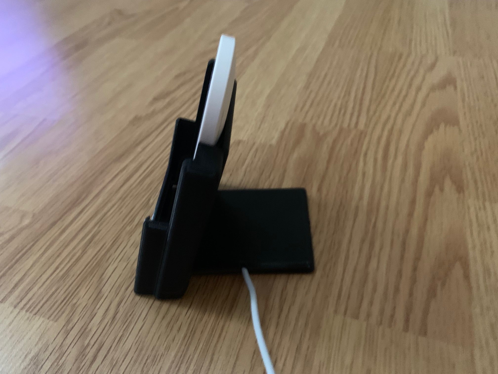 Customisable Wireless Charger Stand for Phones