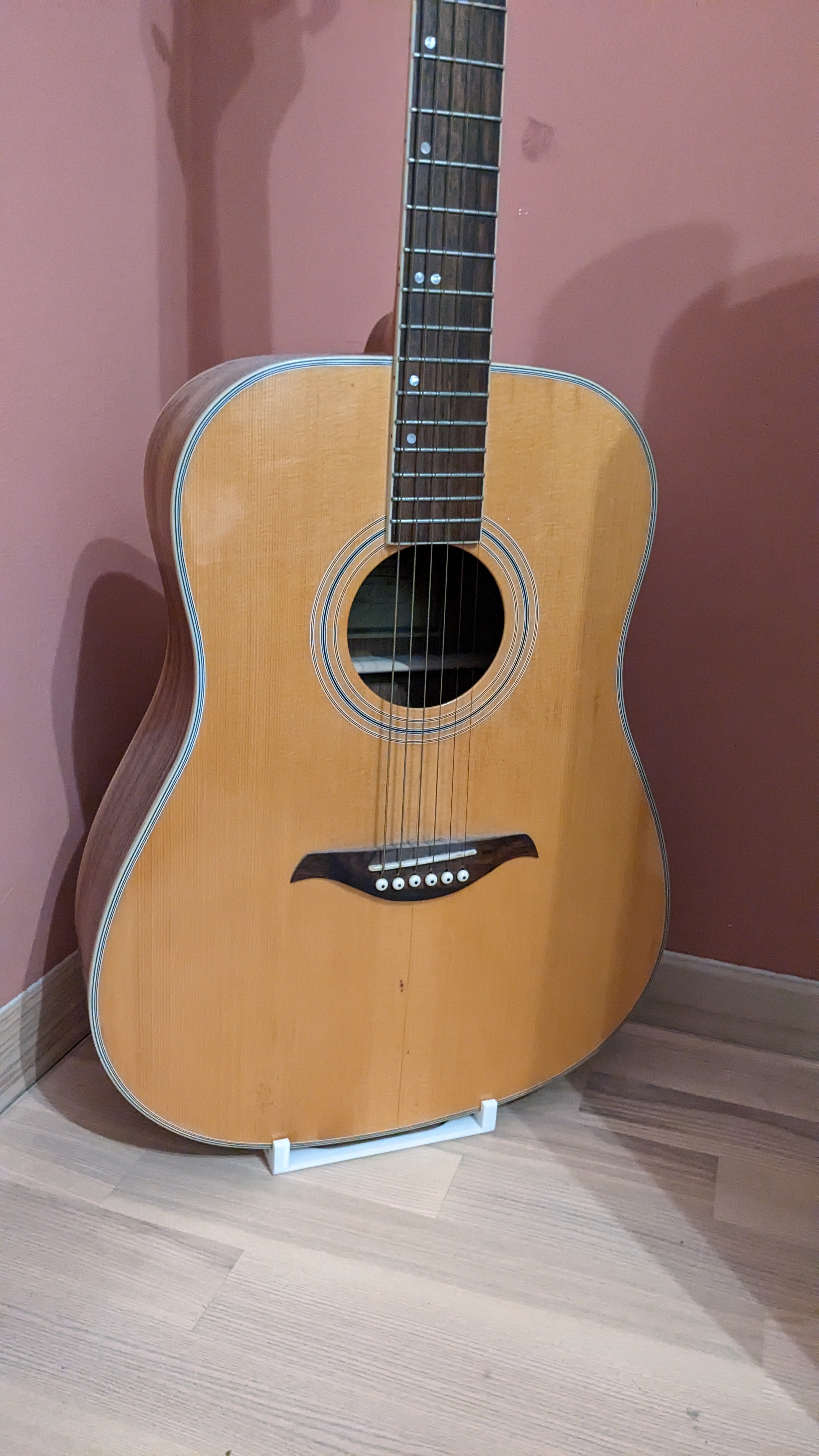 Universel Guitarholder til Sikker Opbevaring