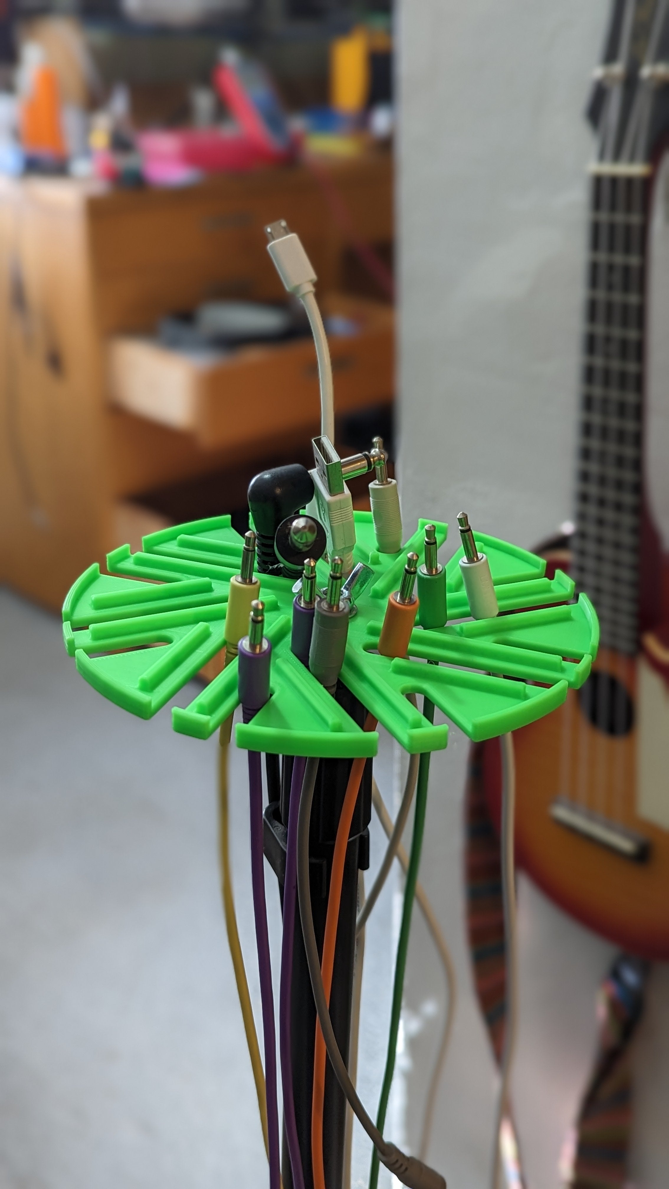 Cable suspension