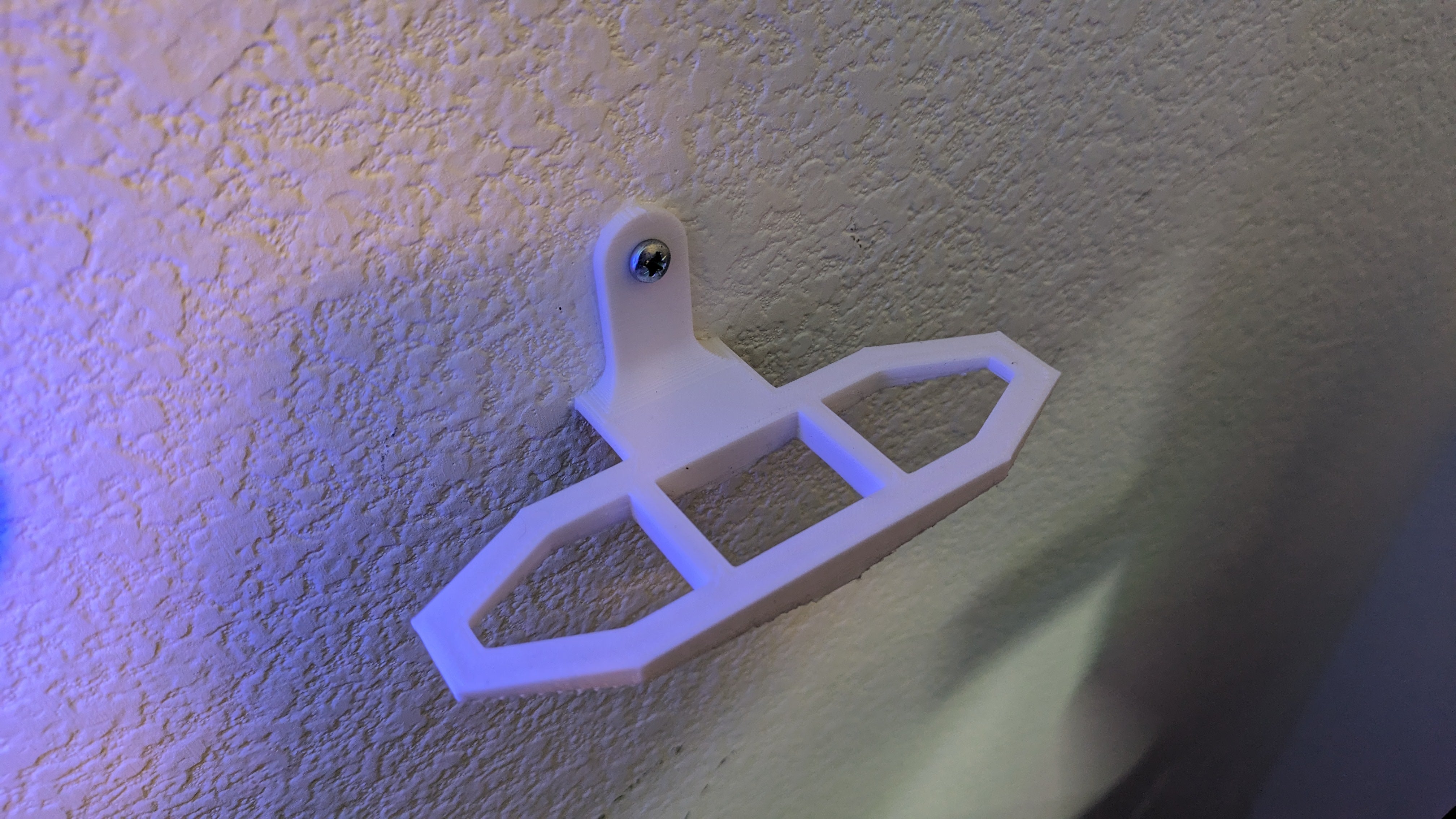Elegant Wall-Mounted Display Holder for Pinewood Derby Cars