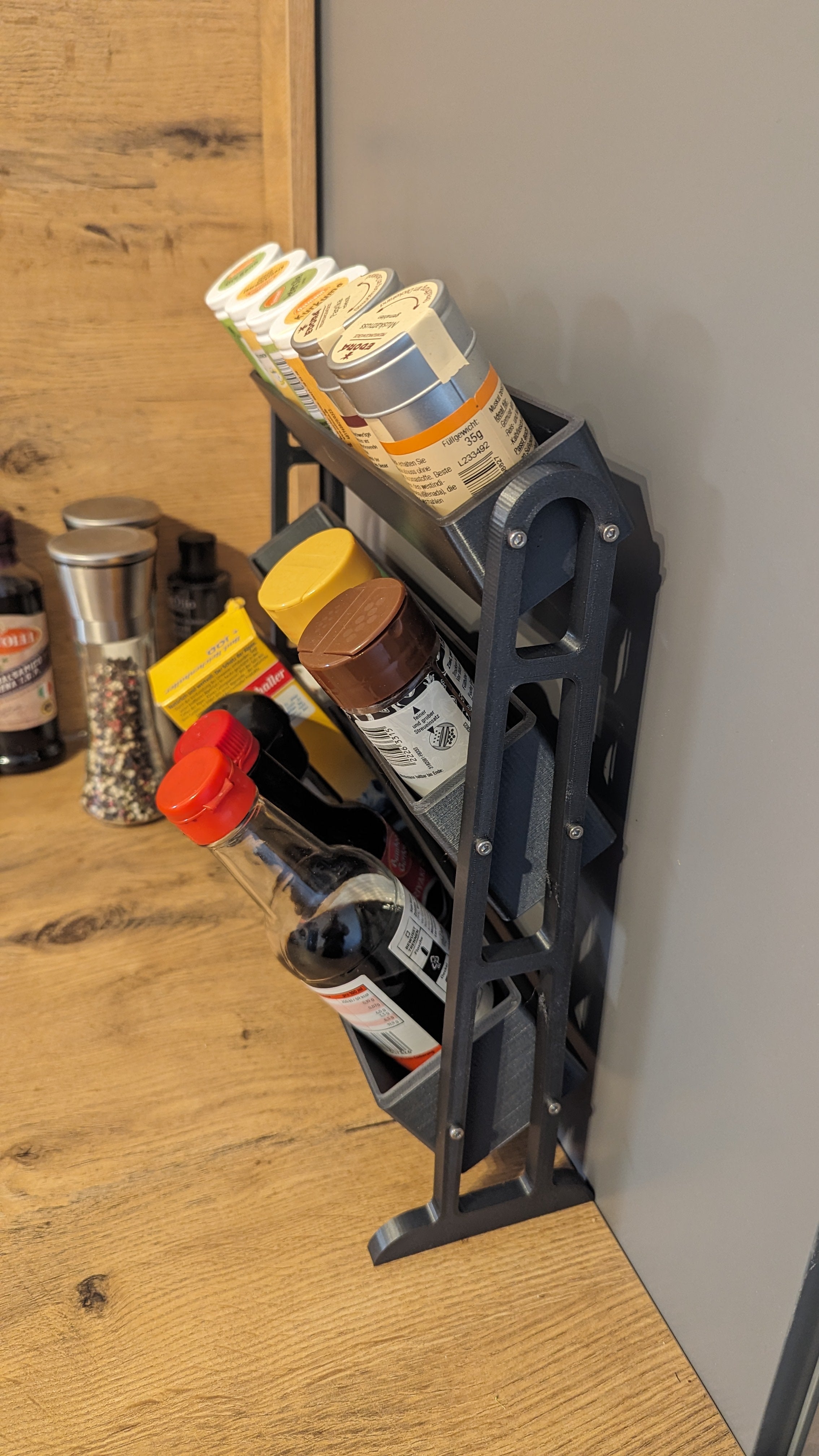 Spice Rack: Smart Storage for Your Kitchen