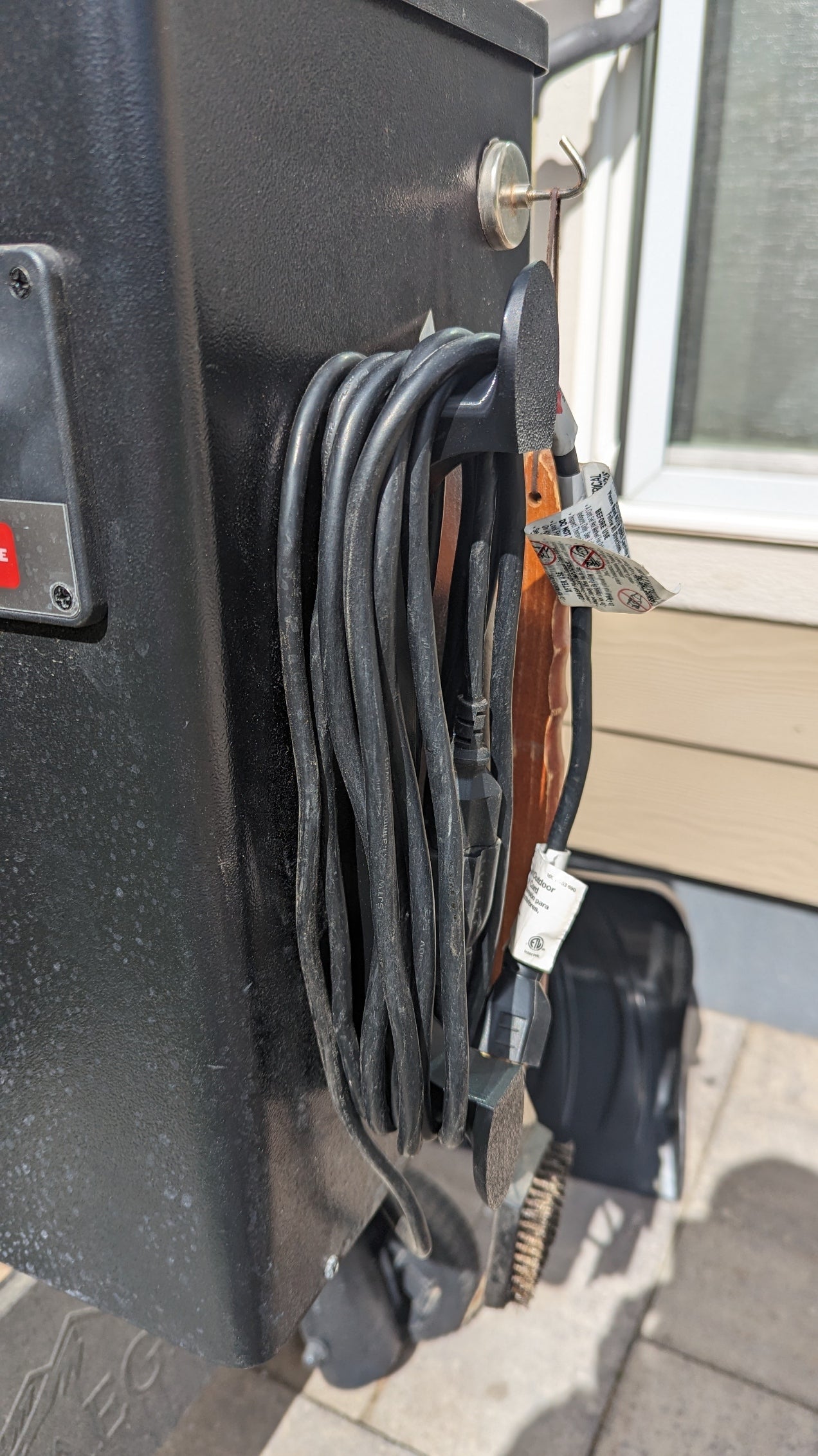 Cord Wrap with Magnets