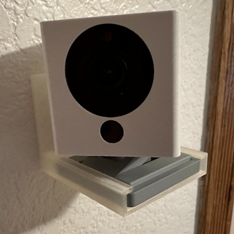Horizontal Wall Mount for Wyze Cam V2 – Flexible Mounting with Command Velcro