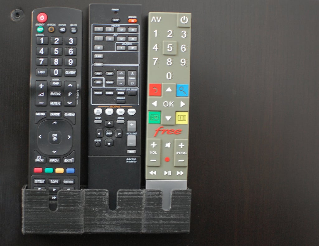 Remote-Control Holder for Freebox Revolution, LG 42LD420 and Yamaha RX-V367