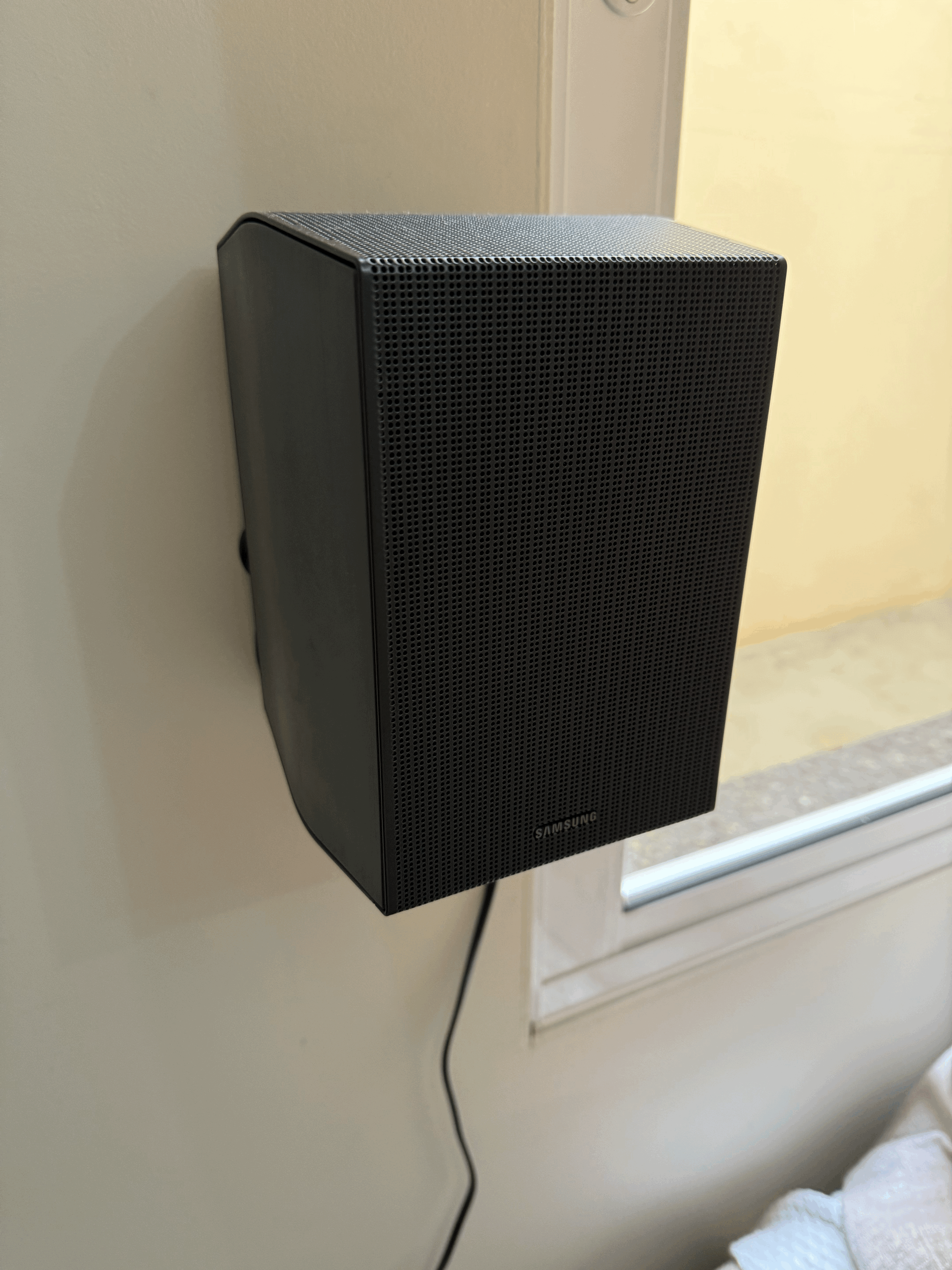 Wall mount for rear speakers for Samsung Soundbar Q930B Q930C