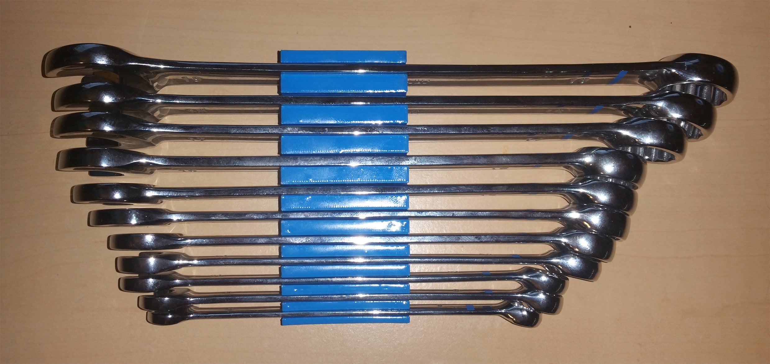 Metric Key Organiser for 11 Pieces