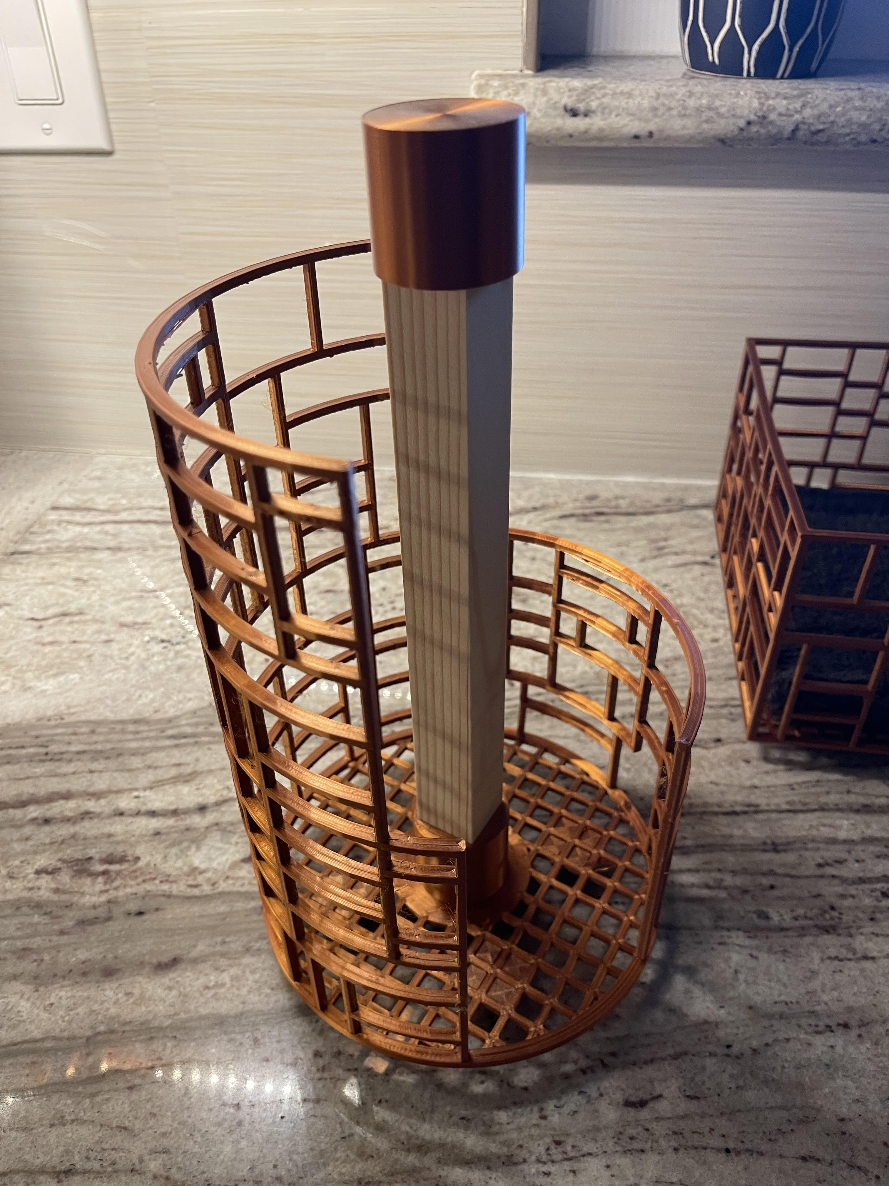 Art deco inspireret køkkenrulleholder