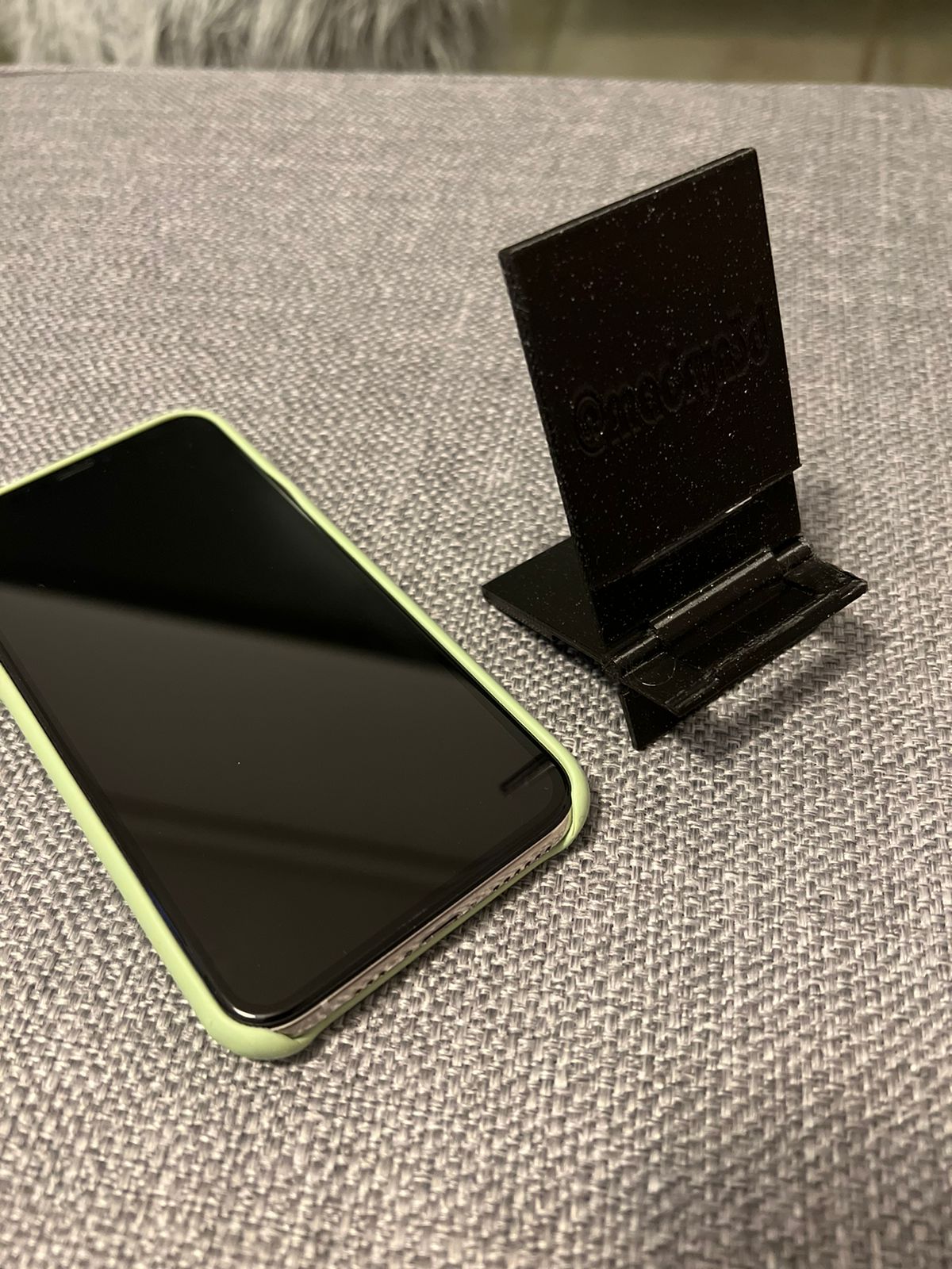 Pocket Smartphone Support v1.0 @madryn3d
