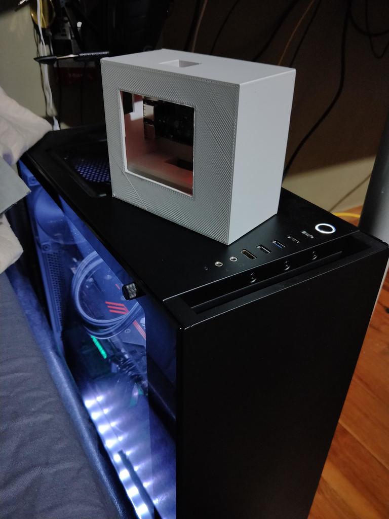 Raspberry Pi 3 B+, 4 B Enclosure with ICE CPU Heat Sink