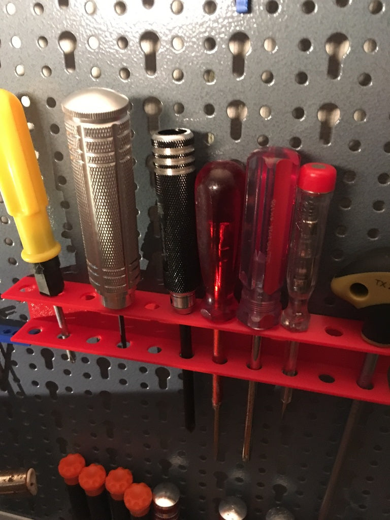 Screw Holder for Pegboard (Updated)
