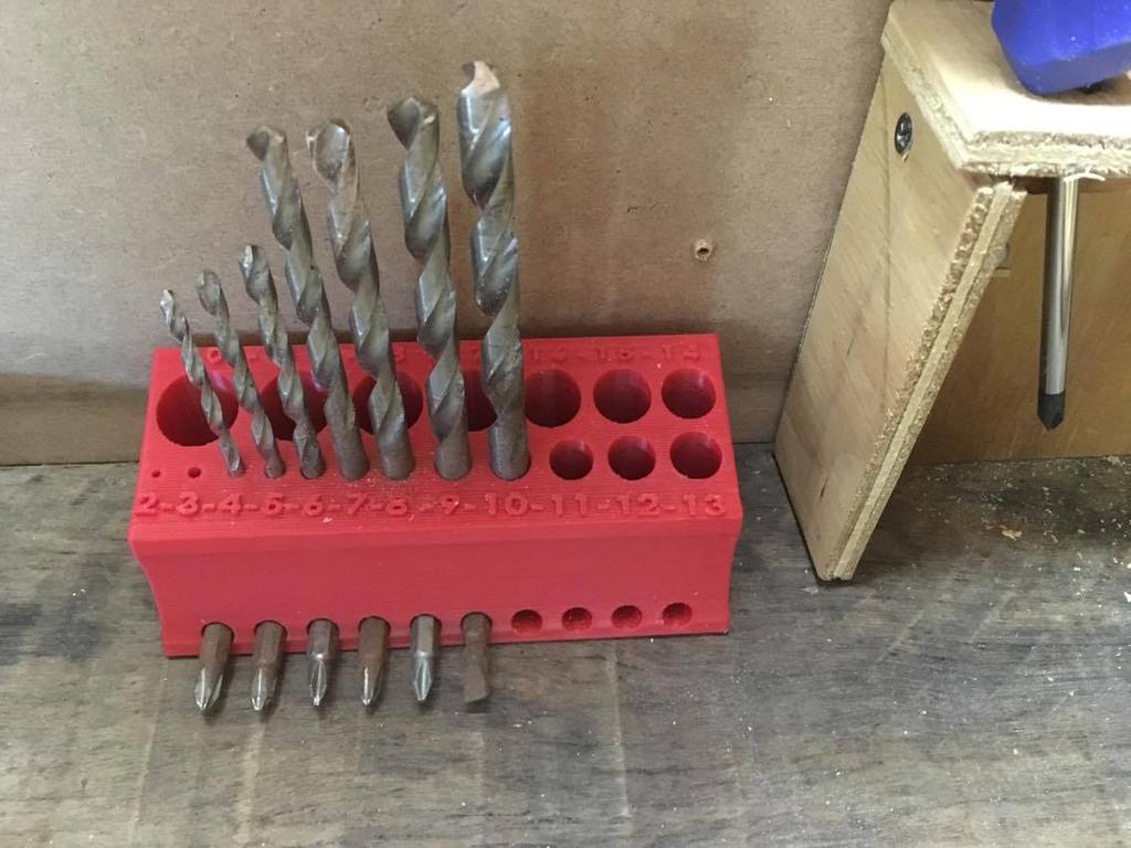 Drill bit stand (metric) with extra screwdriver bit slots