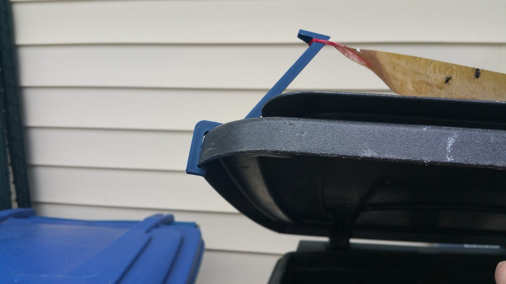 Fly catcher for waste bins