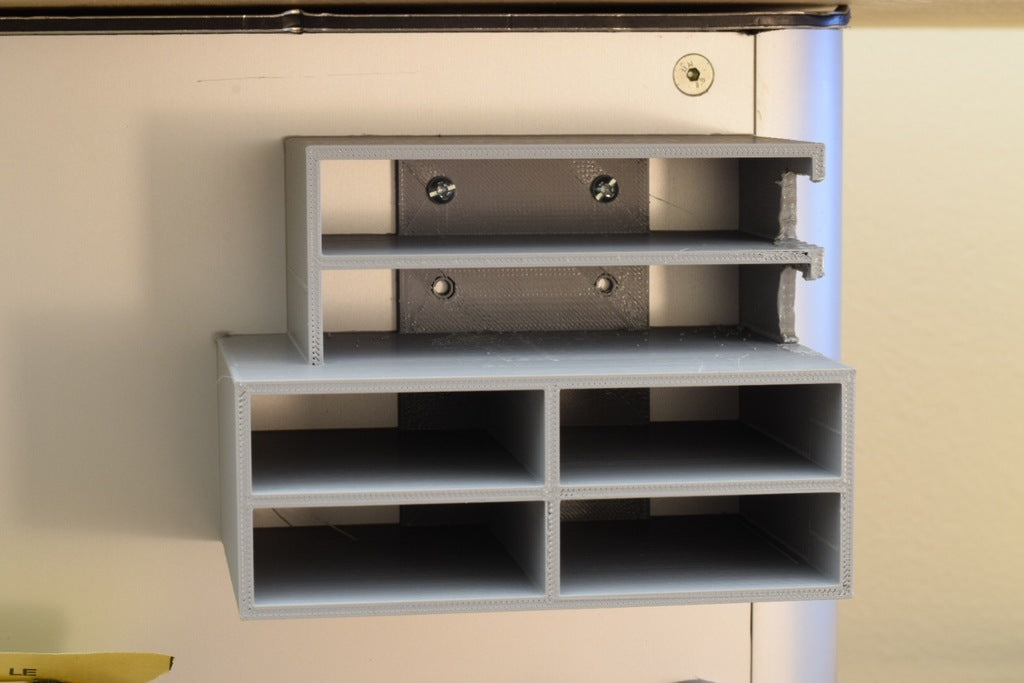 Wall mountable Arduino organizer and cable management