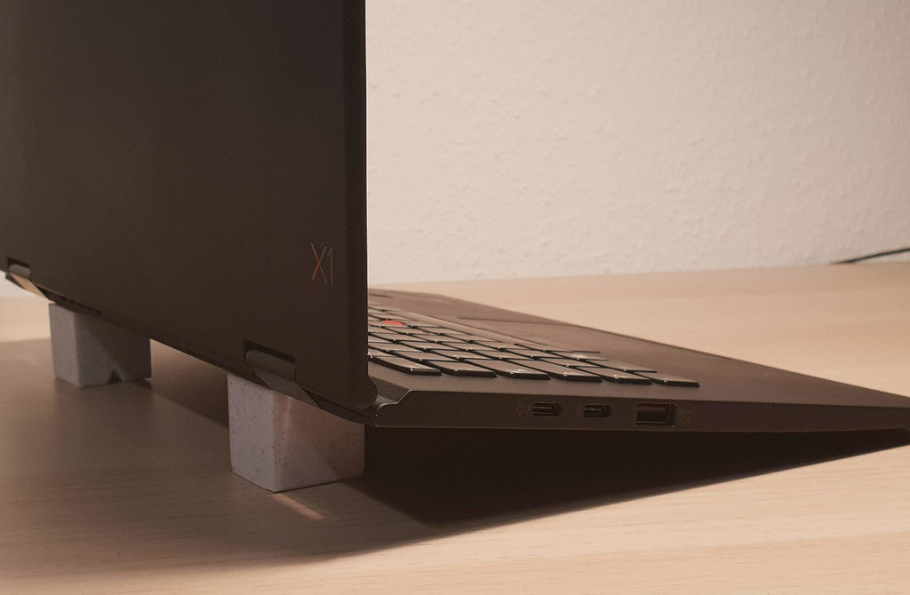 Simple Laptop Stand with Airflow