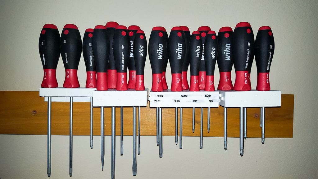 Wiha SoftFinish Screwdriver Holder Set with French Cleat Hangers