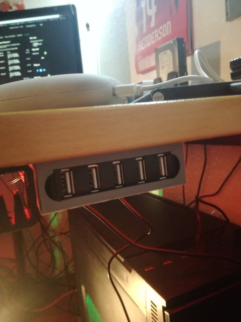 Sanberg USB Hub Wall and Desk Mount